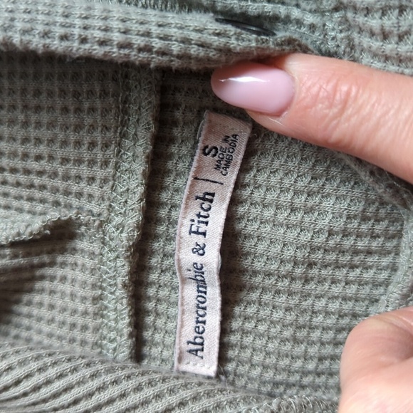 Abercrombie & Fitch waffle knit top slightly crop Small Y2k - Picture 4 of 4